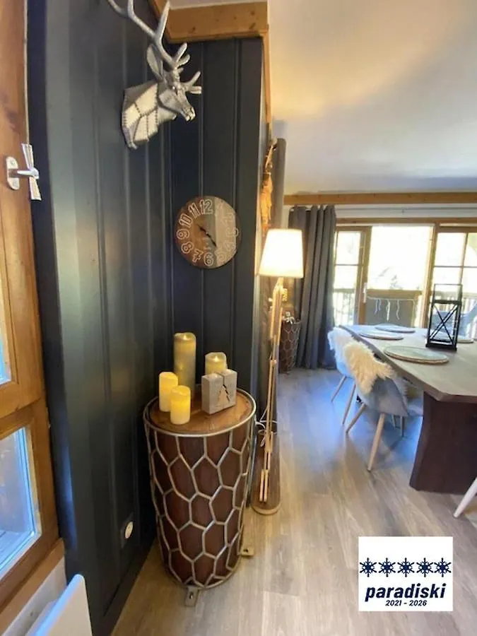 Stylish Ski-In Ski-Out 3 Bed Apartment, Arc 1950 Les Arcs  France